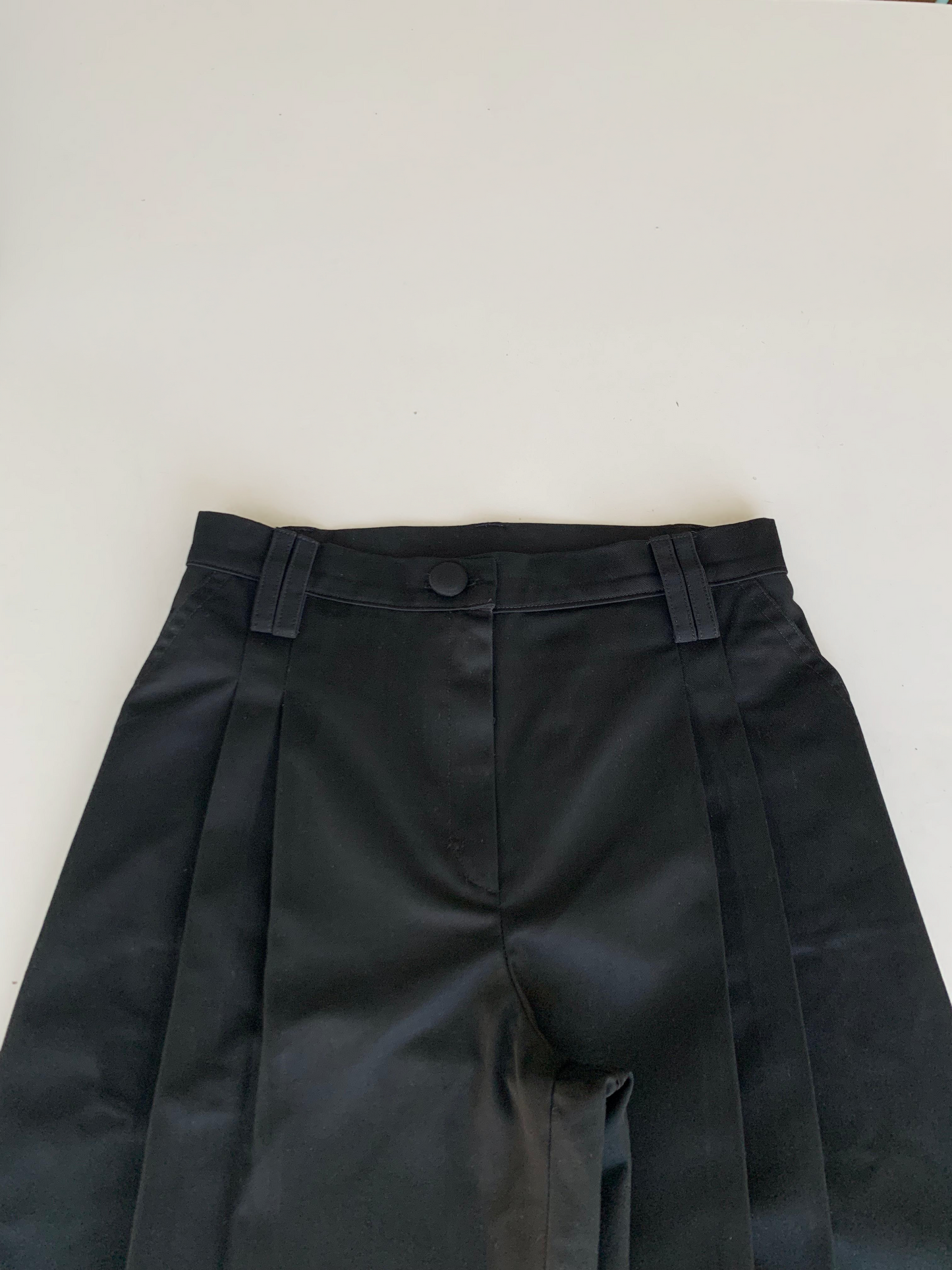PREVENTA Pantalón Pleats Negro
